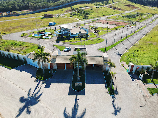Vista aérea da entrada do Loteamento Parque do Lago.